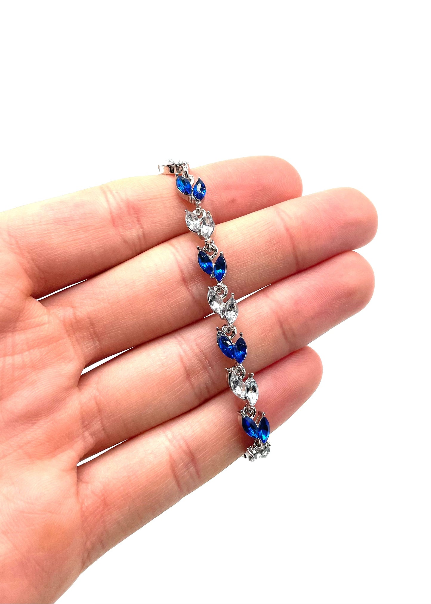 Leaf Bracelet White