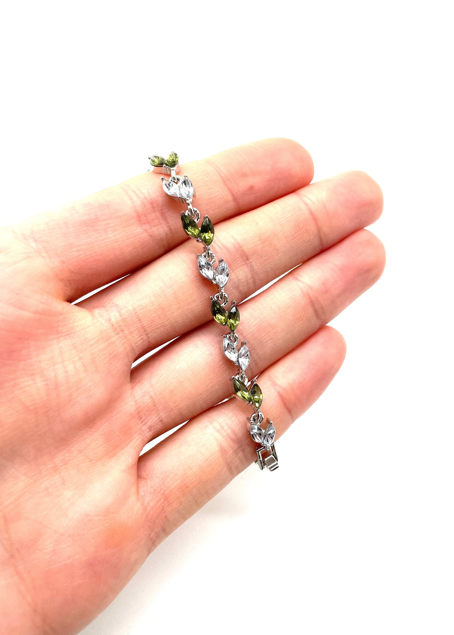 Leaf Bracelet White
